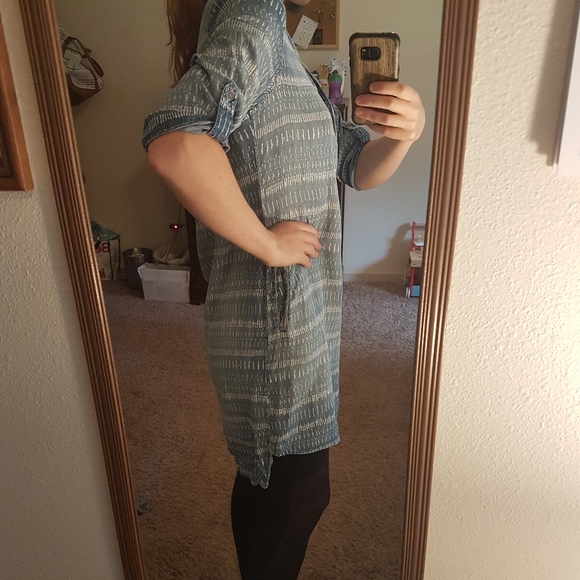 Dress - Picture 3 of 6